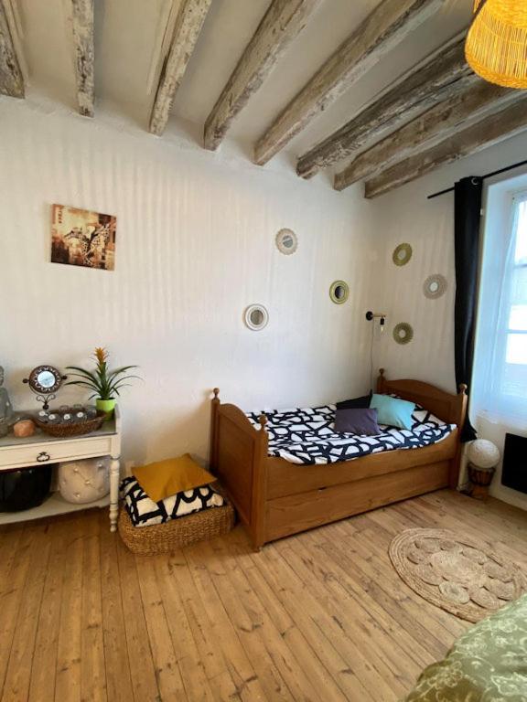 Bed and Breakfast Les Petites Mirabelles Нуае-сюр-Шер Экстерьер фото